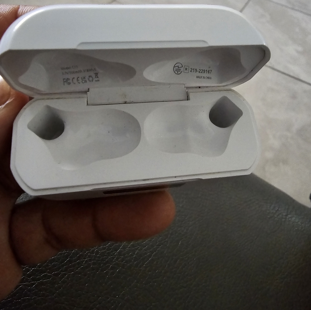 Earbuds Charging case